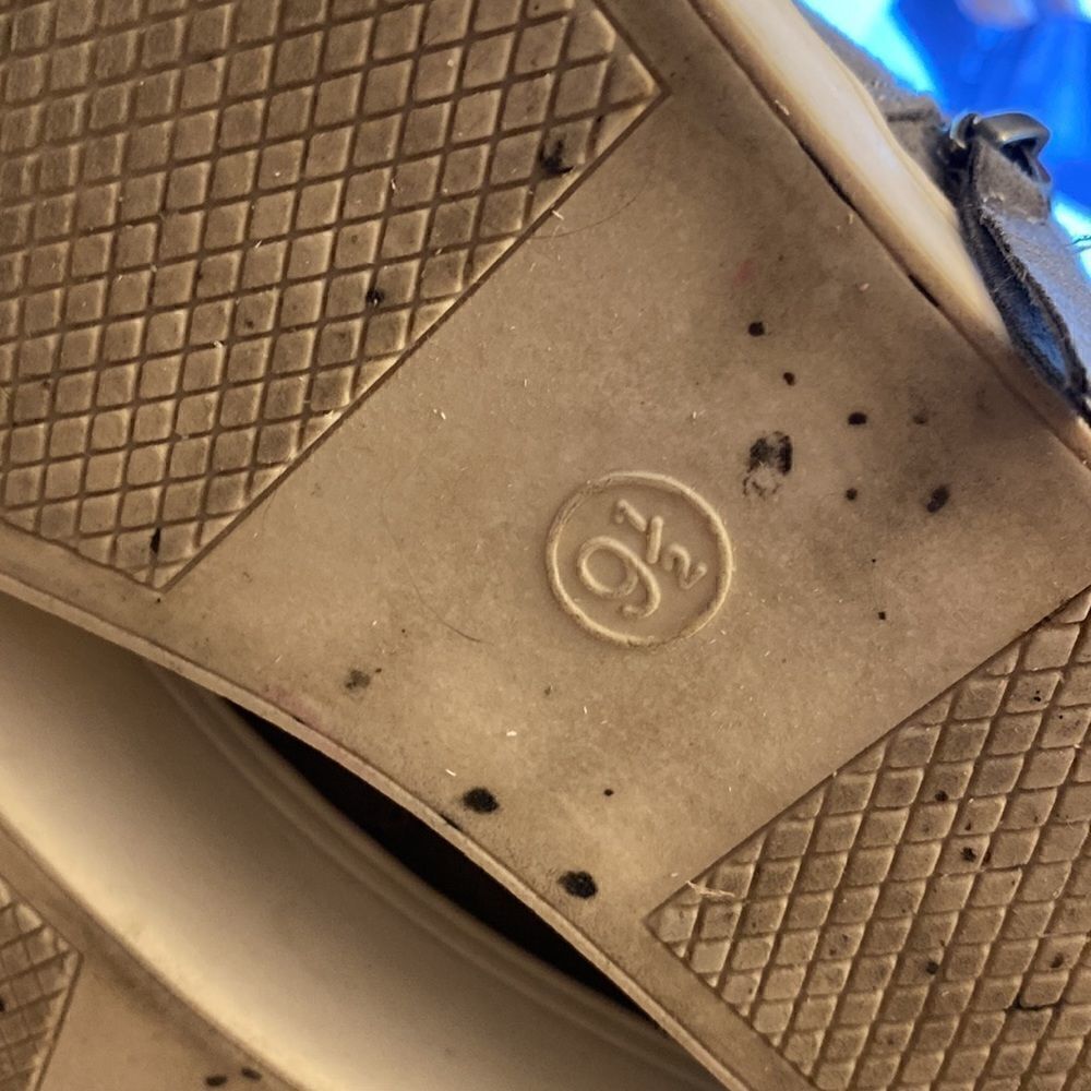 Universal Thread Woman’s Bootie Sneaker - Picture 4 of 6